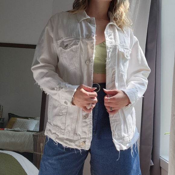 3/50$ ○ ZARA TRAFALUC WHITE DENIM JACKET SIZE M - Picture 6 of 7